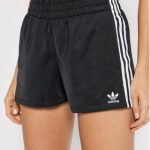 adidas-szorty-sportowe-3-stripes-fm2610-czarny-regular-fit