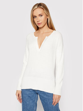 calvin-klein-sweter-essential-k20k203204-bialy-regular-fit