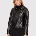 deezee-kurtka-z-imitacji-skory-ivy-pkh054-czarny-regular-fit
