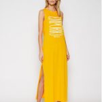 emporio-armani-sukienka-plazowa-262635-1p340-15362-zolty-regular-fit