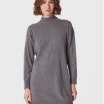 united-colors-of-benetton-sukienka-dzianinowa-1044dv00j-szary-relaxed-fit